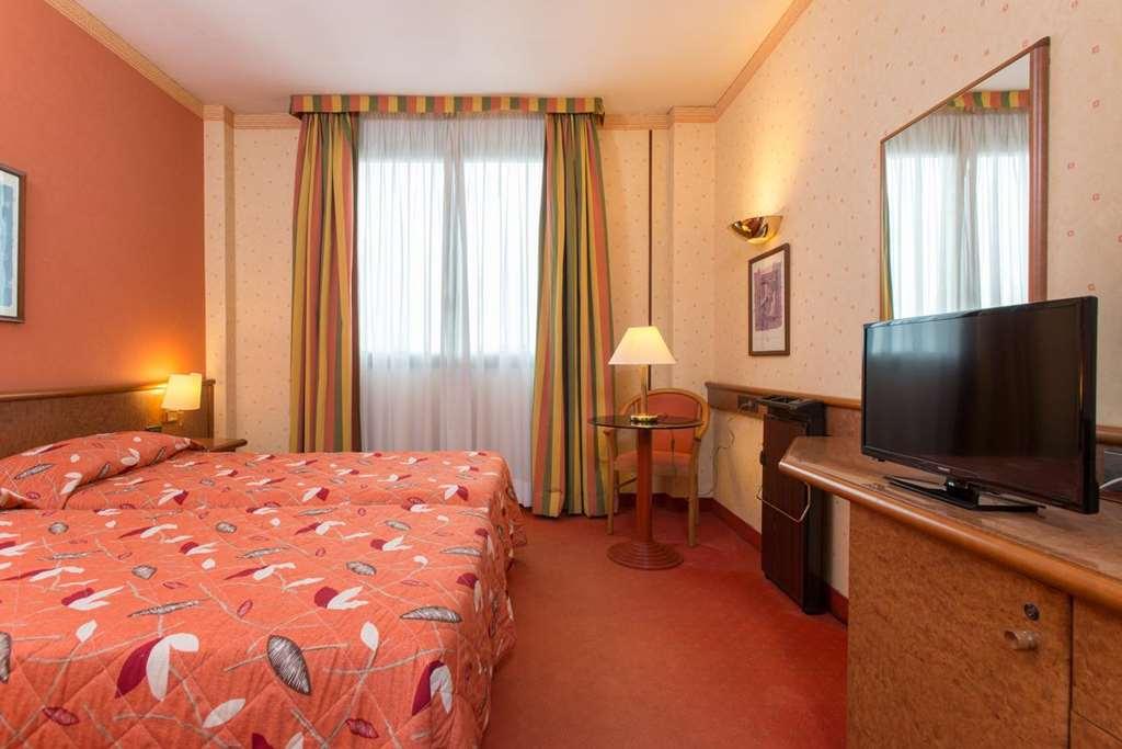 Meditur Hotel Pomezia Bilik gambar