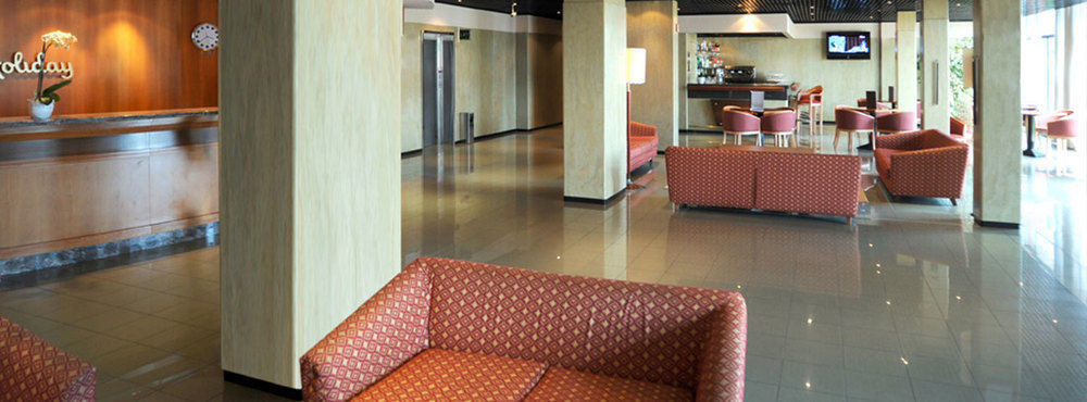 Meditur Hotel Pomezia Luaran gambar